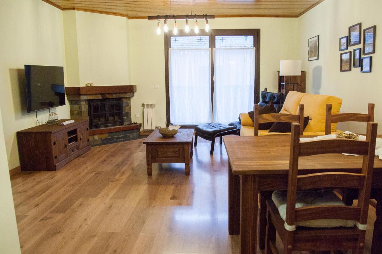 Apartamento Toran Лес Экстерьер фото